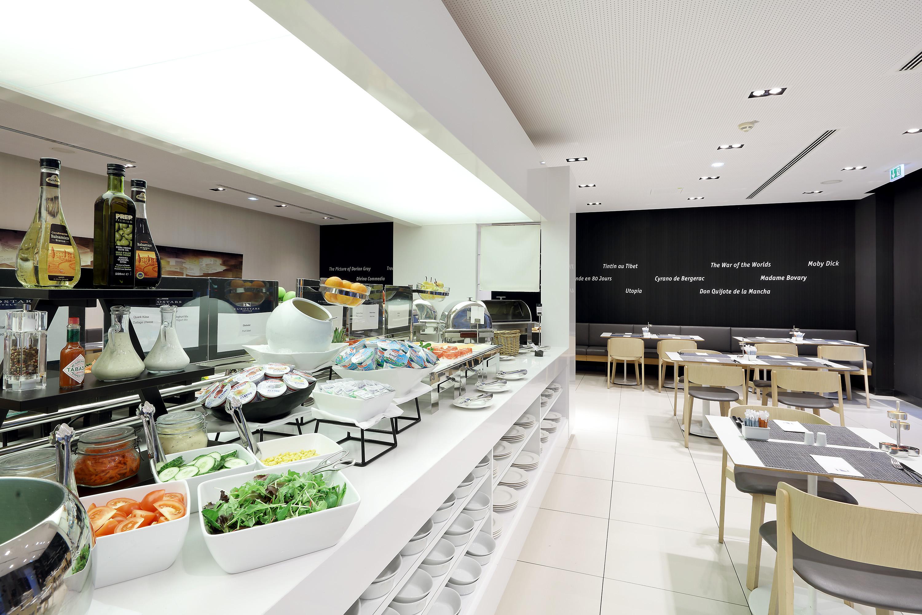 Eurostars Book Hotel München Ngoại thất bức ảnh