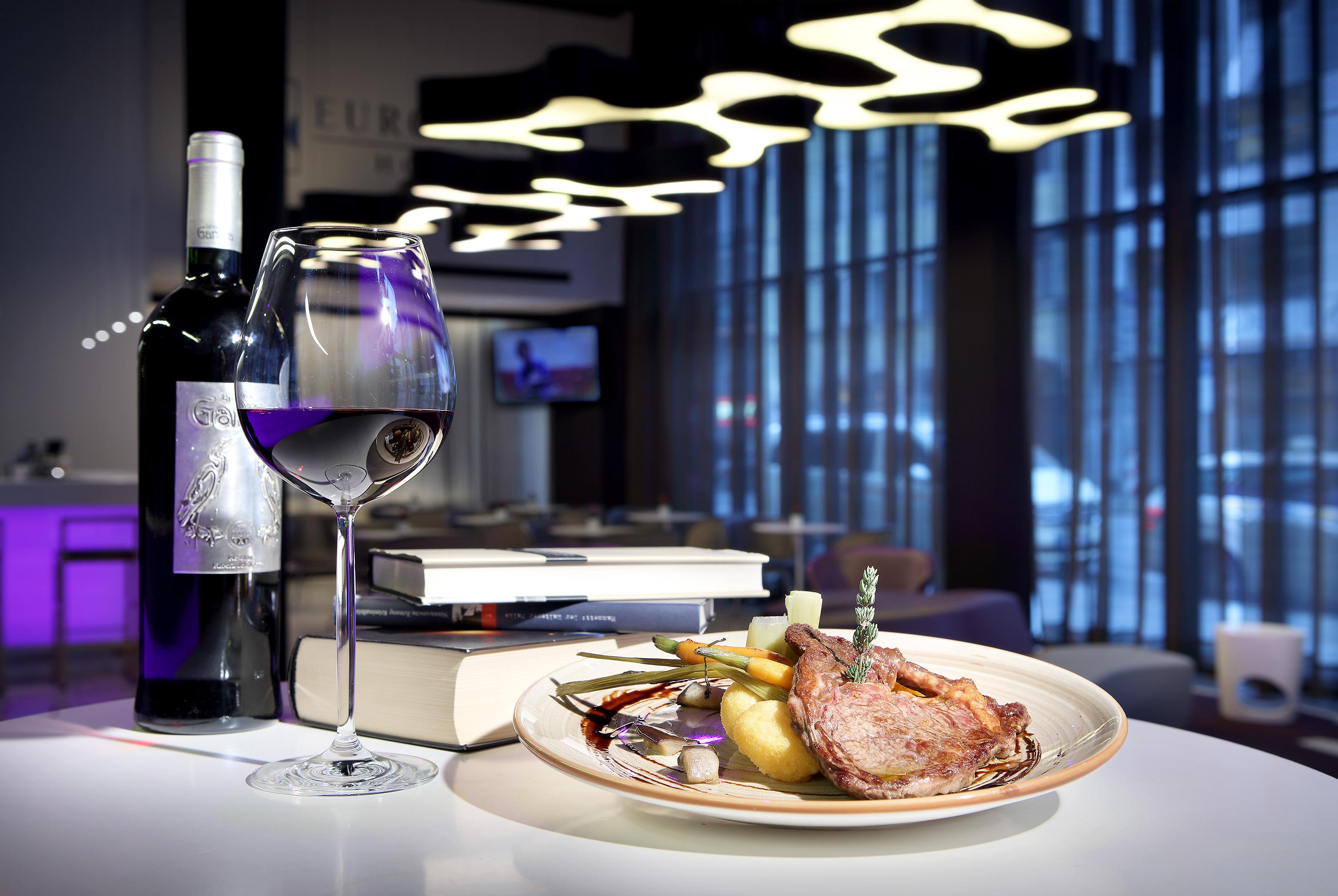 Eurostars Book Hotel München Ngoại thất bức ảnh